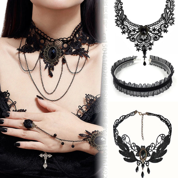 Choker dentelle noire – pendentif étoile gothique