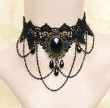 Choker dentelle noire – pendentif étoile gothique