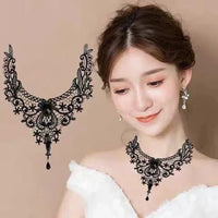Choker dentelle noire – pendentif étoile gothique