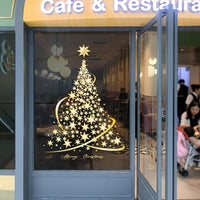 Une décoration luxueuse juste avec des autocollants dorés